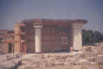 305 Knossos.jpg (174804 bytes)